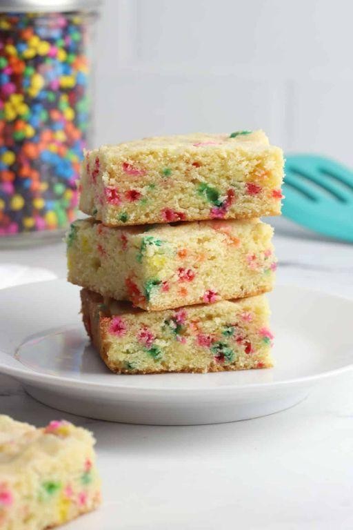Funfetti Sugar Cookie Bars