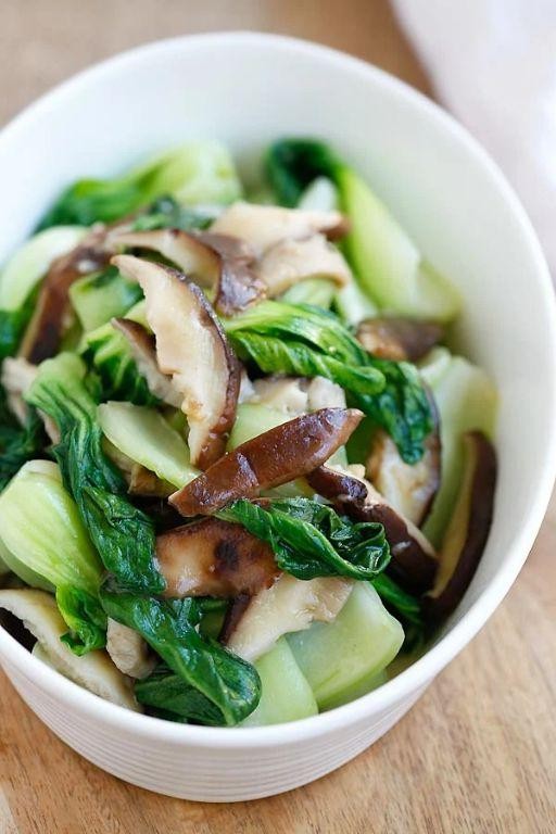 Garlic Bok Choy and Cremini Mushroom Medley