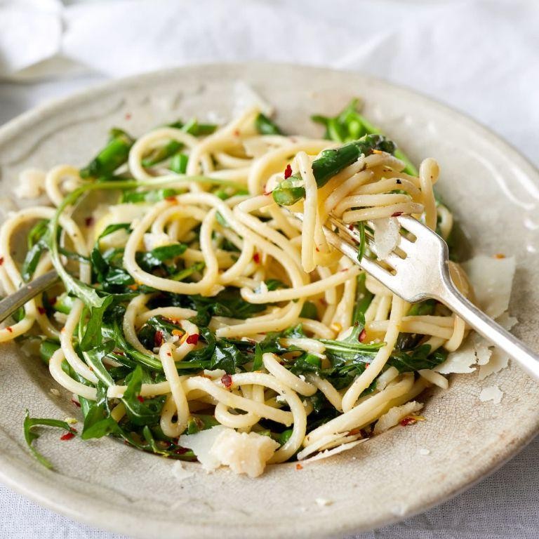 Garlic Butter Asparagus Spaghetti