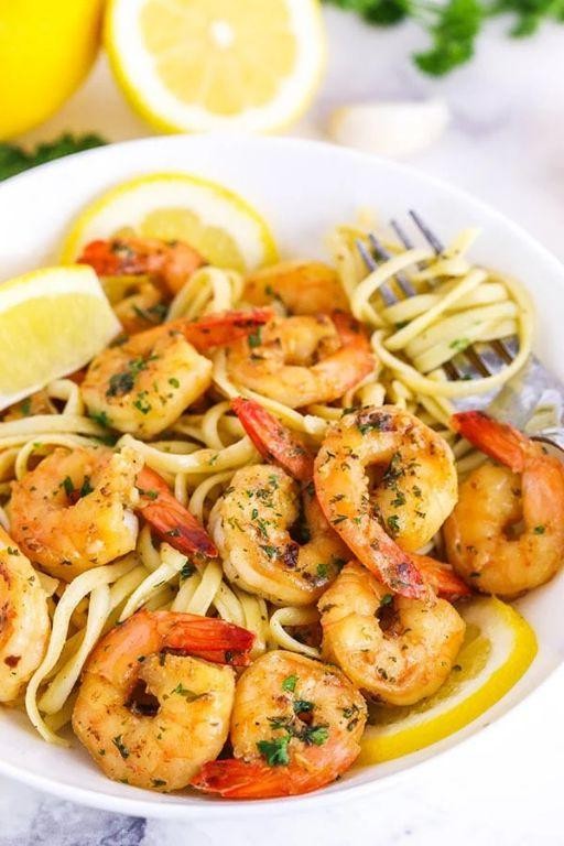 Garlic Butter Shrimp Scampi with Pasta