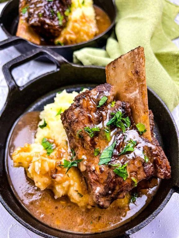 Garlic Herb Braised Beef Ribs