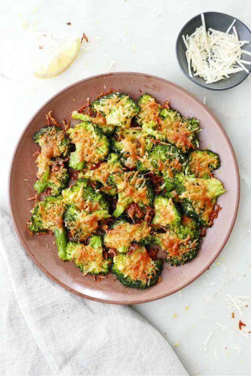 Garlic Parmesan Broccoli Bites