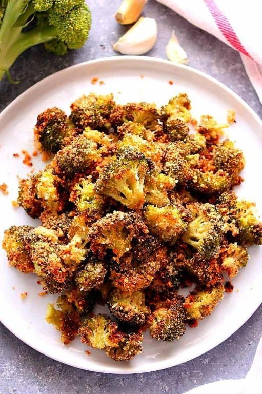 Garlic Parmesan Brown Rice with Broccoli
