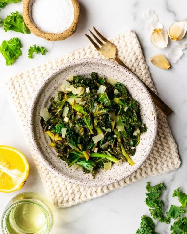 Garlic Sauteed Kale with Lemon Zest