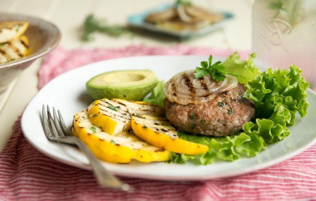 Garlic and Herb Ground Turkey Burgers