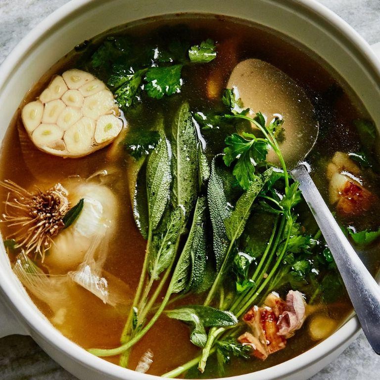 Garlic and Leek Broth for Healing