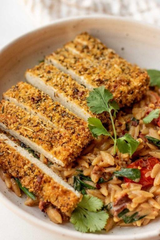 Garlic and Tomato Vegan Orzo with Crispy Tofu