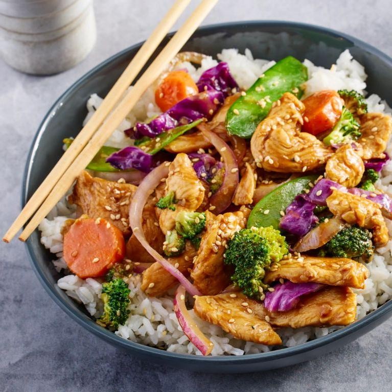 Garlic-Sesame Thin Sliced Chicken Stir-Fry