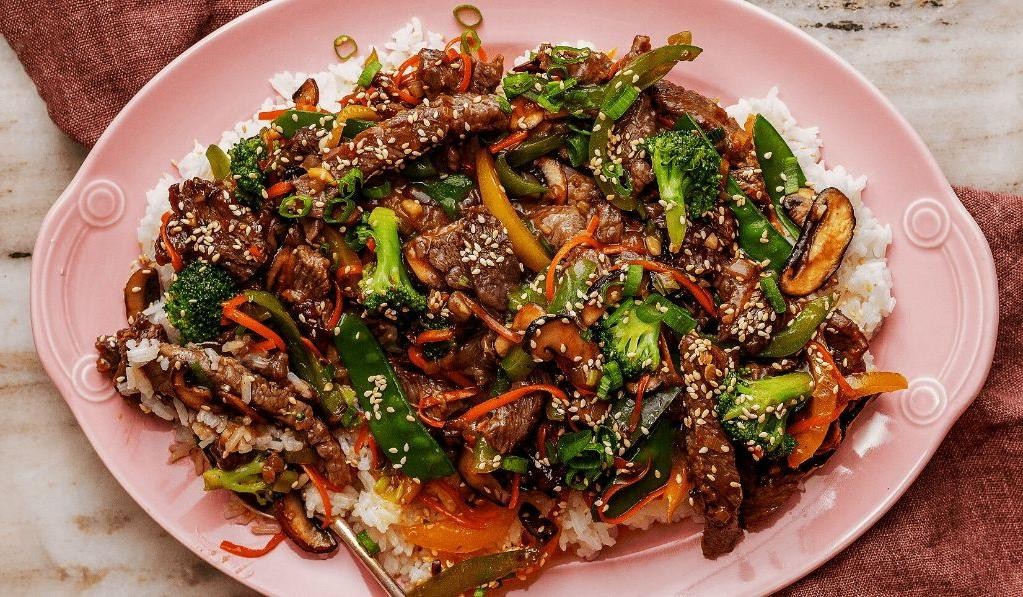 Ginger Soy Marinated Thinly Sliced Beef Stir-Fry