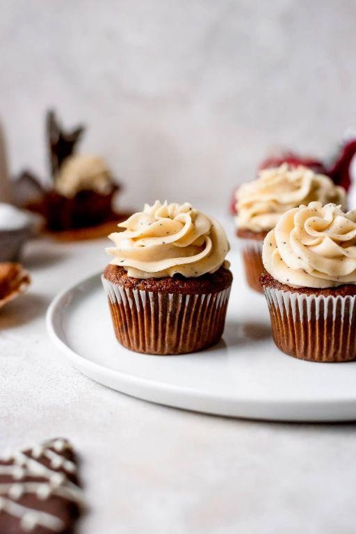 Gingerbread Cupcakes with Molasses Frosting