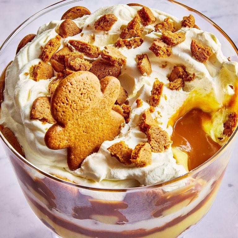 Gingerbread Trifle with Mascarpone Cream