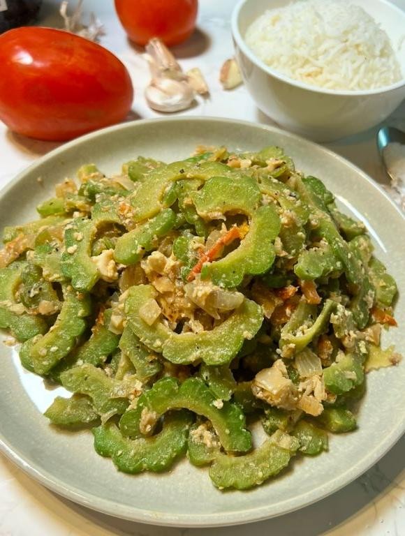 Ginisang Ampalaya (Sauteed Bitter Melon) with Tofu