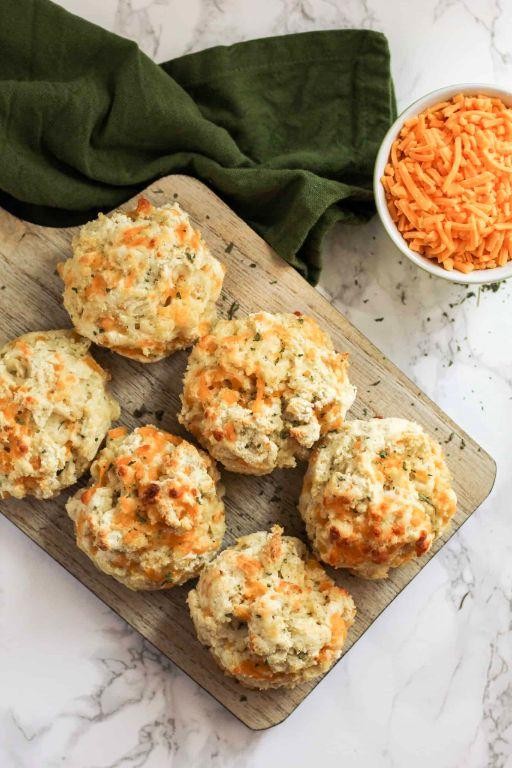 Gluten Free Cheesy Garlic Biscuits