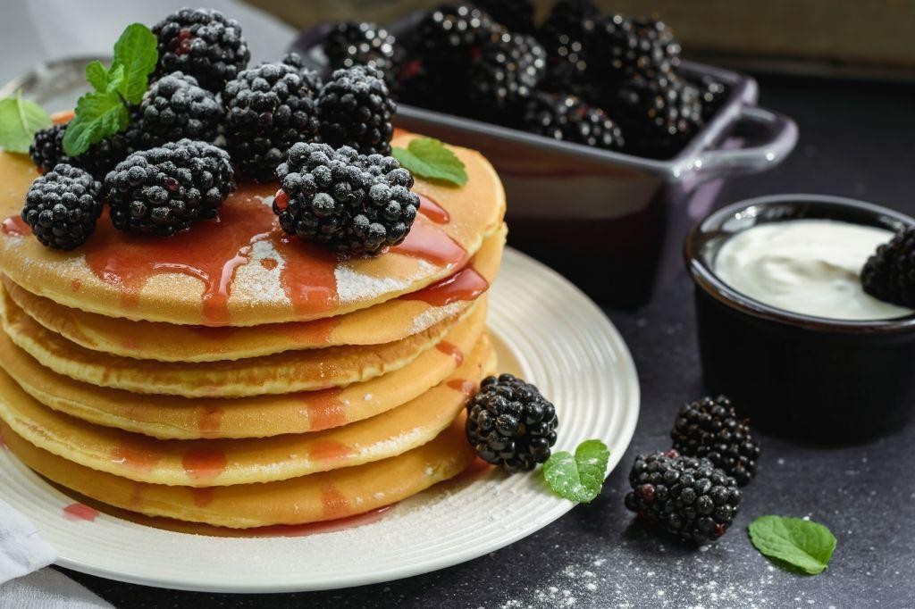 Gluten-Free Blackberry Almond Pancakes