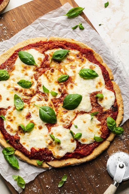 Gluten-Free Pizza Margherita with Fresh Mozzarella