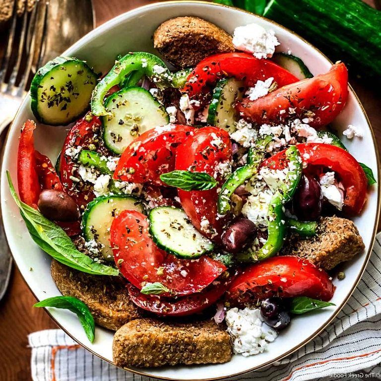 Greek Olive and Tomato Horiatiki Salad