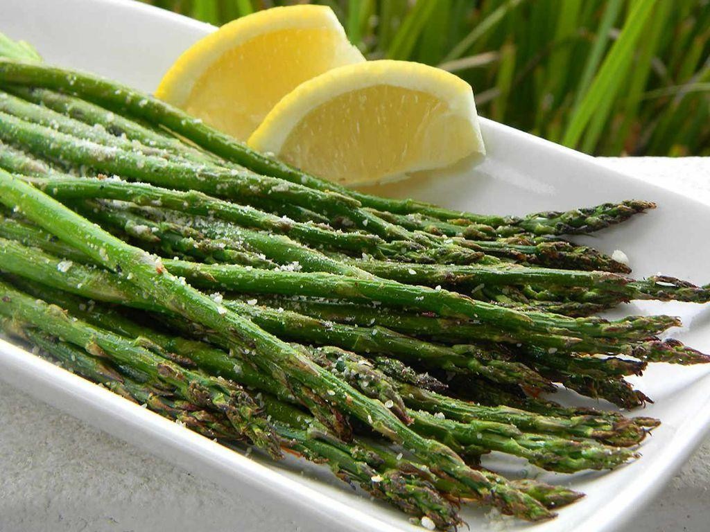 Grilled Asparagus with Lemon and Parmesan