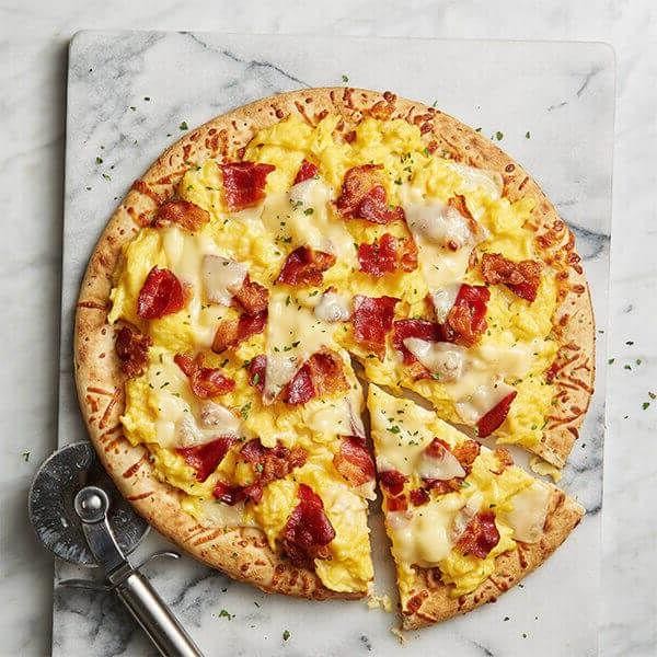 Grilled Breakfast Pizza with Eggs and Bacon