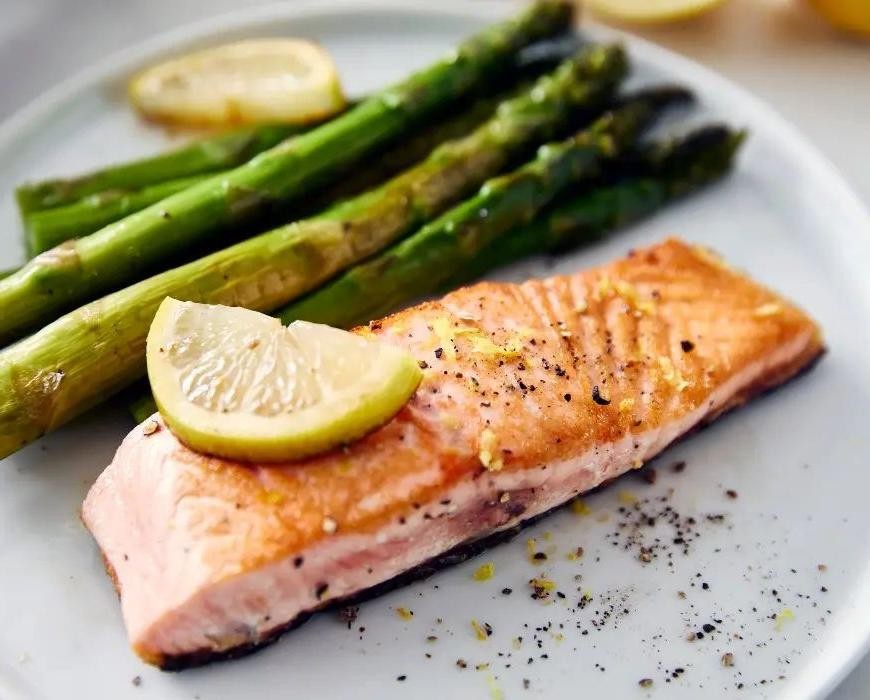 Grilled Salmon with Lemon Butter and Asparagus