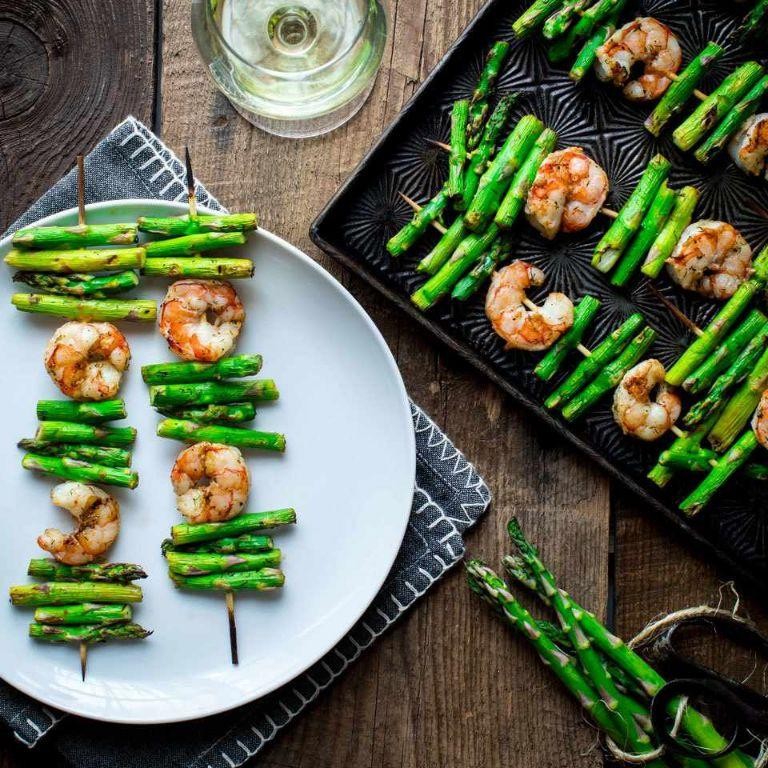 Grilled Shrimp and Asparagus Skewers