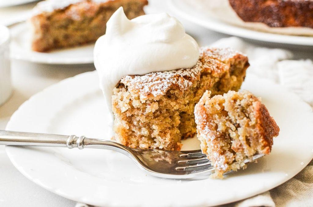 Healthy Almond Flour Banana Cake