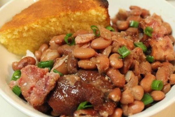Hearty Crock Pot Pinto Beans with Ham Hocks