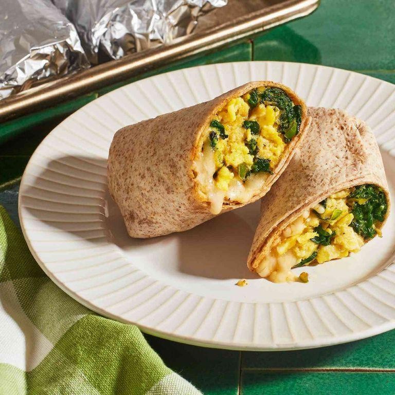 Hearty Egg and Spinach Breakfast Wrap