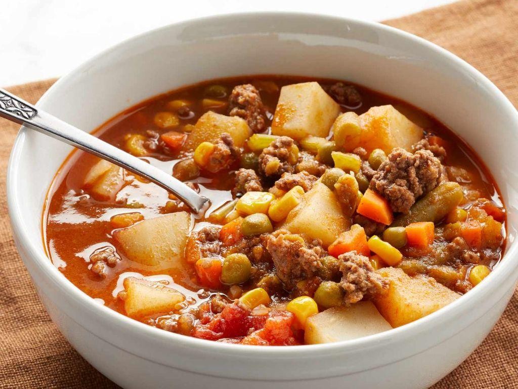 Hearty Ground Beef and Vegetable Soup