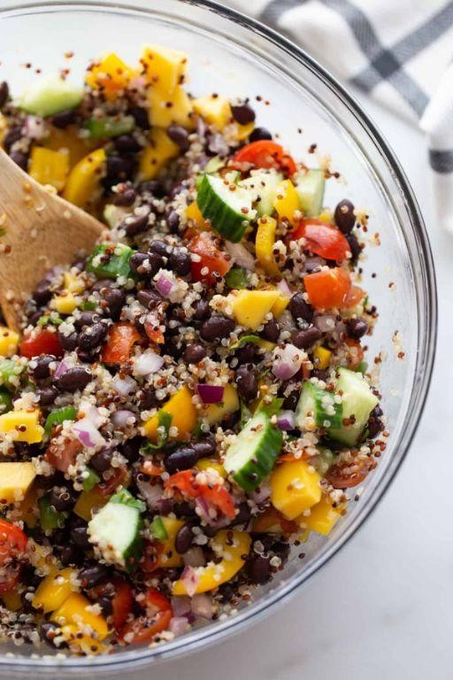 Hearty Quinoa and Black Bean Salad