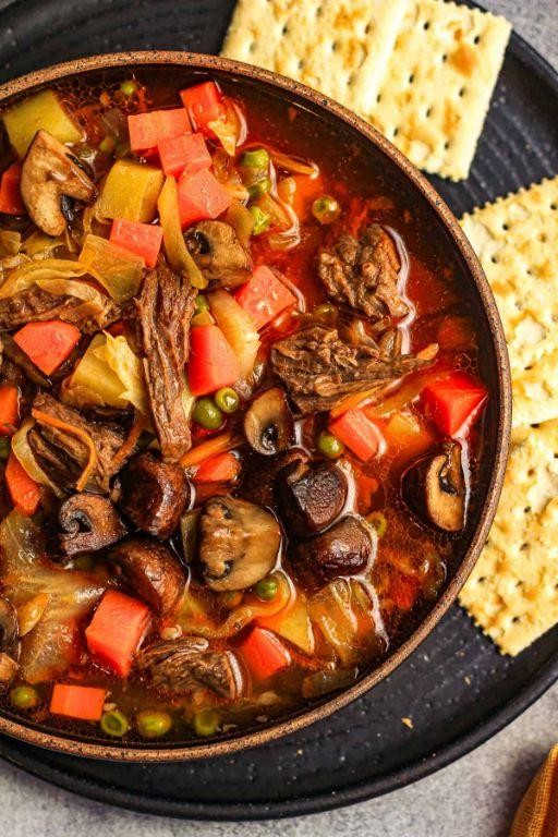 Hearty Roast Beef and Vegetable Soup