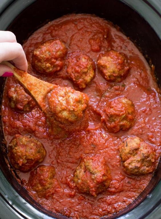 Hearty Slow Cooker Italian Meatballs