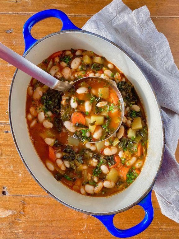 Hearty Vegetable and White Bean Soup