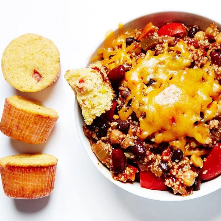 Hearty Vegetarian Chili with Cornbread