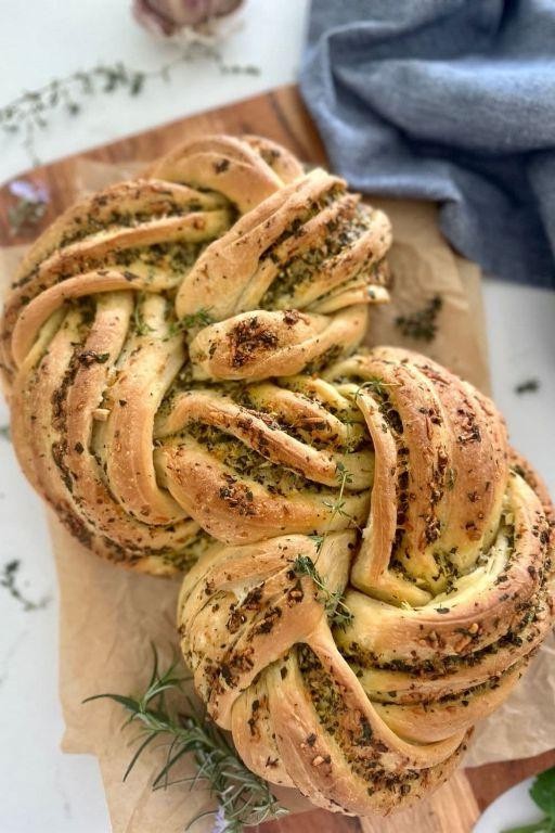 Herb and Garlic Bannock Twist