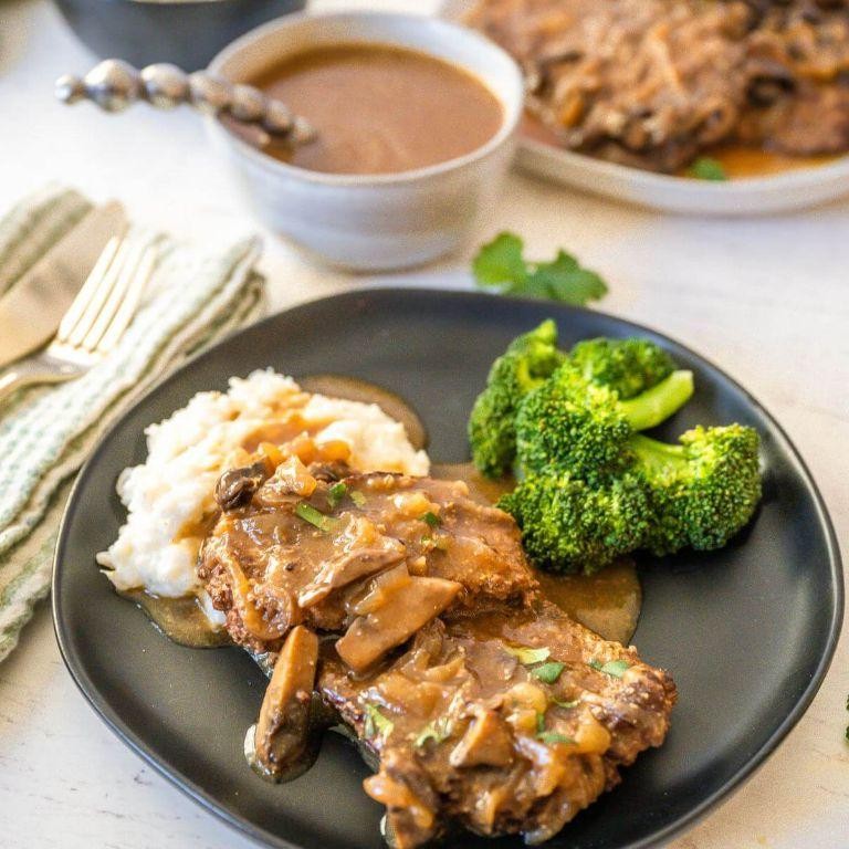 Herb-Crusted Slow Cooker Cubed Steak
