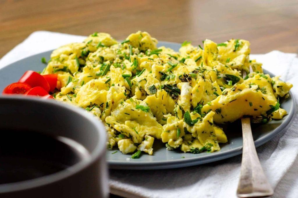 Herb-infused Egg White Scramble
