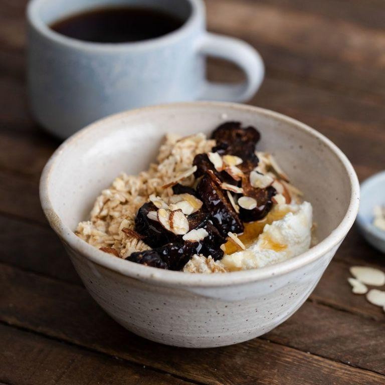 Honey Fig & Ricotta Oatmeal Bowl