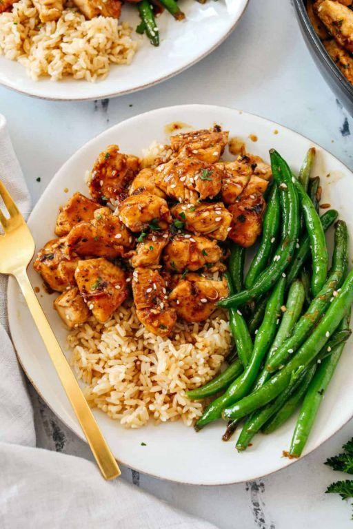 Honey Garlic Chicken with Crisp Green Beans