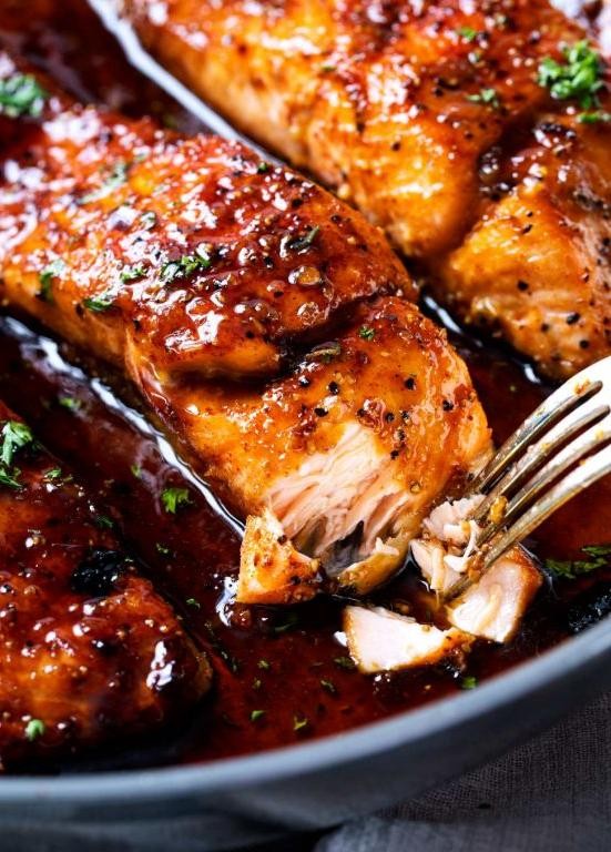 Honey Garlic Oven Roasted Salmon