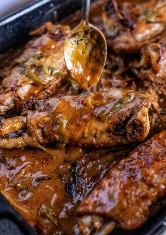 Honey Glazed Smothered Turkey Wings