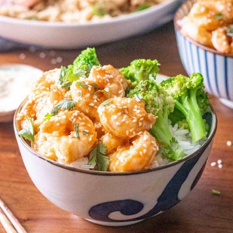 Honey Sriracha Shrimp with Broccoli and Rice