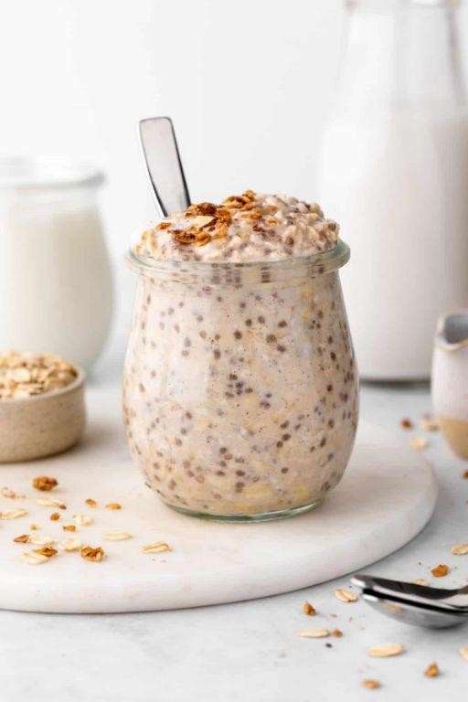 Honey Vanilla Chia Protein Overnight Oats