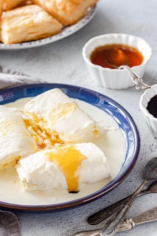Honey and Clotted Cream Breakfast Spread