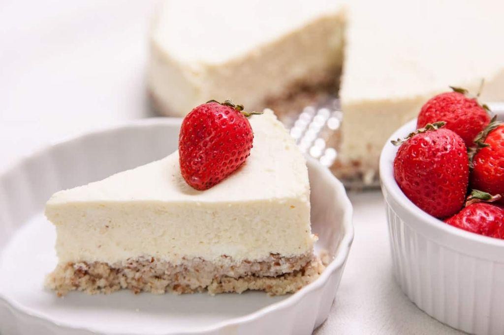 Instant Pot Greek Yogurt Cheesecake with Protein