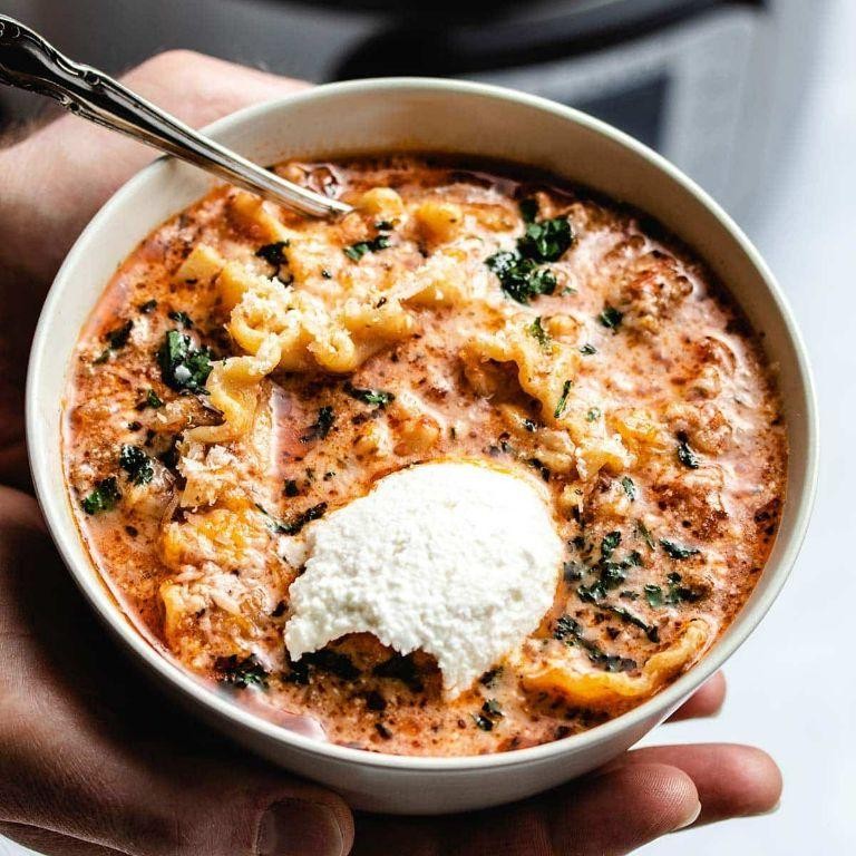 Instant Pot Ground Beef Lasagna Soup