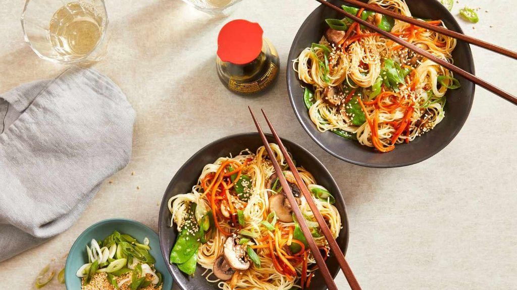 Instant Veggie Noodle Bowl