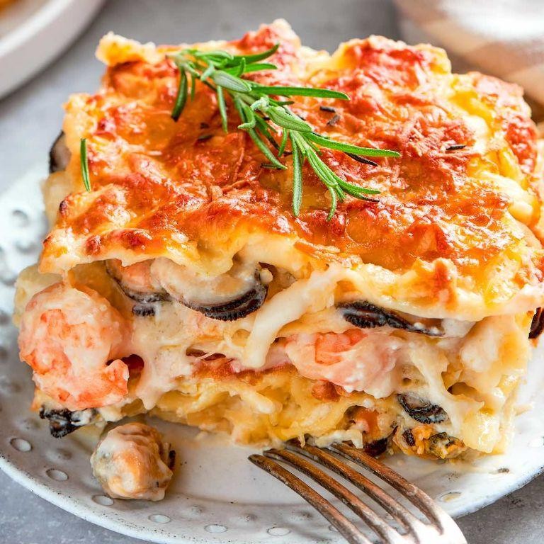 Italian Ground Beef and Shrimp Lasagna