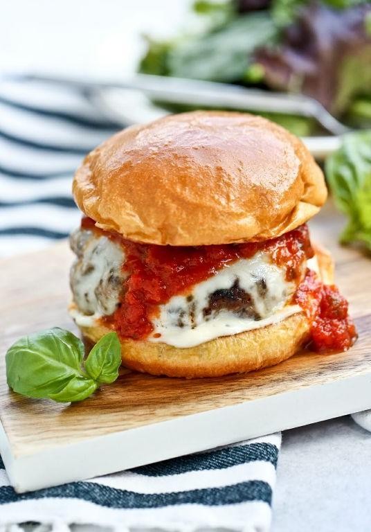 Italian-Style Marinara Burgers
