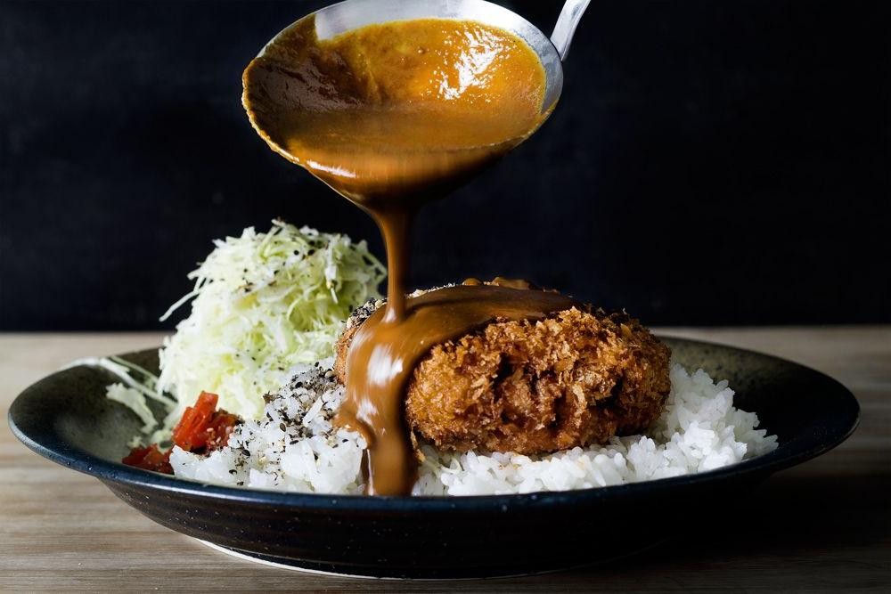 Japanese Katsu Curry Beef Burgers