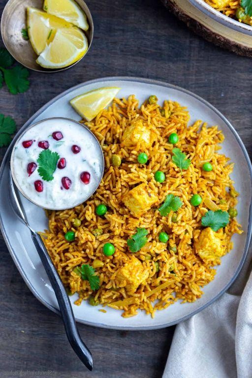 Kadahi Paneer with Peas Pulao Thali